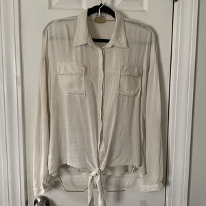 Darling Cream Button Down Blouse Size XL. #360